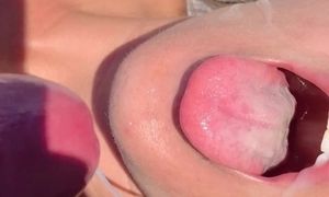 'on A Boat With A Mouthful - Amateur Blowjob On The Lake'