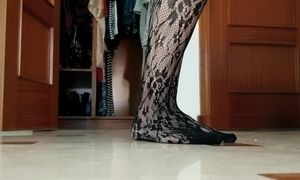 'sexy Feet Modelling Nylon Fishnet Stockings'