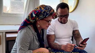 Nymphomaniac Mature Gets Ass Fucked By Real Estate Agent