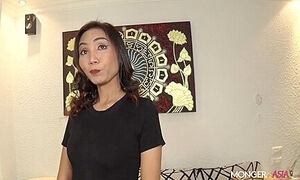 Mia Thai Nampan