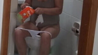 I Record My Stepmom Urinating On The Beach And Washing Her Hairy Pussy