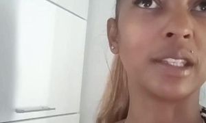 'miiana - DÃ©fi : Je Branche Un Vacancier Au Camping Et Me Fais Sodomiser Dans Mon Mobil Home'