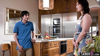 Big Ass Milf Stepmom Siri Dahl Anal Fucked By Her Tiny Stepson In The Kitchen