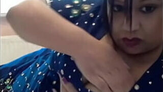 Indian MILF On Webcam &lpar;part 1 Of 3&rpar;