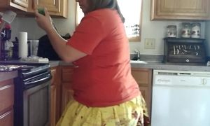Mind-blowing Plus-size Thanksgiving Mother Bakes Cookies