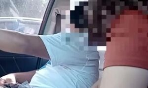 'pinay Car Sex - Gumiling Hangang Labasan Kahit May Tao Sa Paligid'
