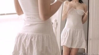 18 Virgin Sex - 18 Year Old Girl