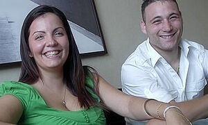 Pili Y Lucas - La Parejita Espa Ola