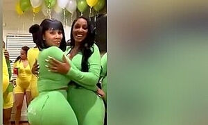 Green-vs-yellow