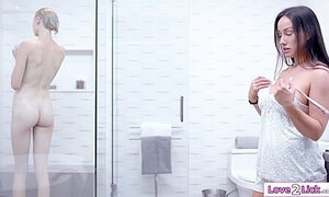 Blaire Ivory And Jennifer White - Im Sharing A Shower With My Stepmoms Gf