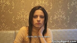 Tricky Agent - Lizaveta Kay Is Got Everything For Porn Teen-porn
