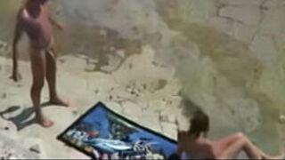 Couple Make Sex On A Nudism Beach - Amador Casal Transando Na Praia De Nudismo