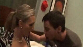 Step Mom Fucks Masturbating