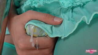 Warning&excl; This Pervert Penetrates Girls On The Bus From Behind&excl;&excl;&excl;