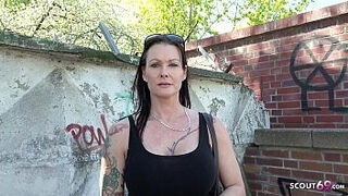 German Scout - Mega Titten Milf Julia Anal Gefickt Bei Strassen Casting FÜr Geld In Berlin